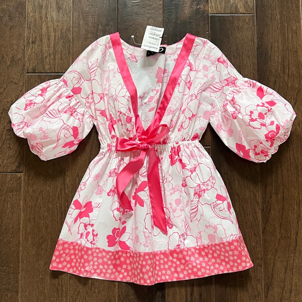 Bebe NWT Pink White Floral V-Neck Babydoll Top Empire Waist Puff Sleeves Sz S - Picture 9 of 15